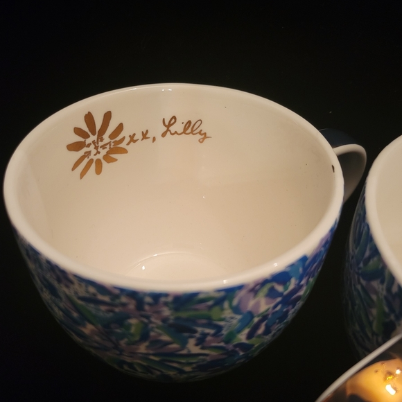 Lilly Pulitzer Gold Handled Mugs. Set of 2. Beautiful blue floral design. - Picture 2 of 6